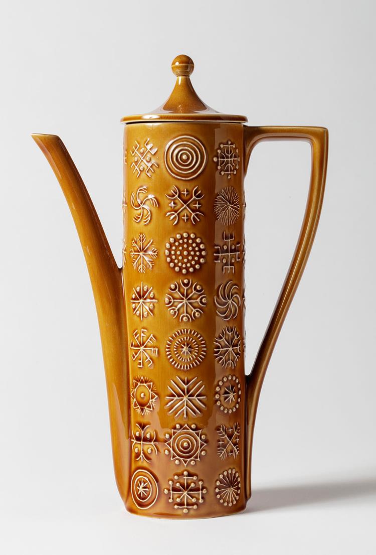 1960s Totem coffee pot, ‘Cylinder’ shape Amber glaze, 1963